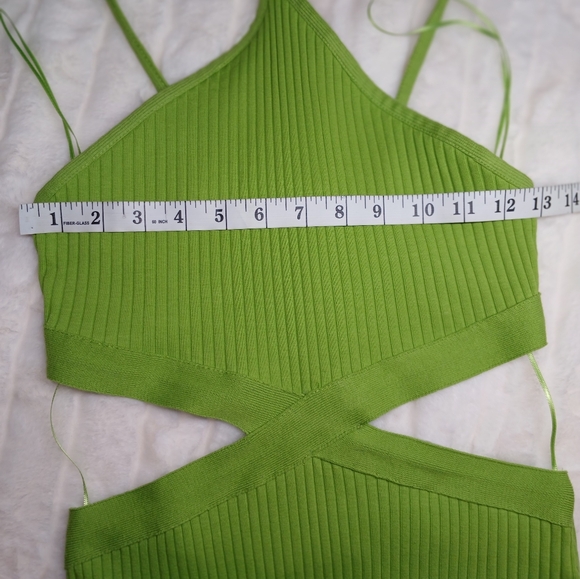 ZARA Green Ribbed Cutout Bodysuit | Criss-Cross Waist | Size M | NWT - Picture 15 of 16
